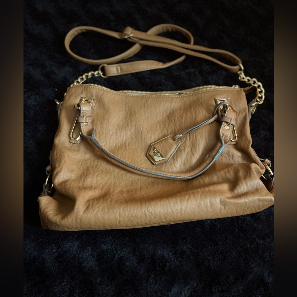Jessica Simpson purse
